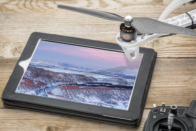 FAA autoriseert eerste luchtvaartmaatschappij voor commerciële dronevluchten FAA autoriseert eerste luchtvaartmaatschappij voor commerciële dronevluchten