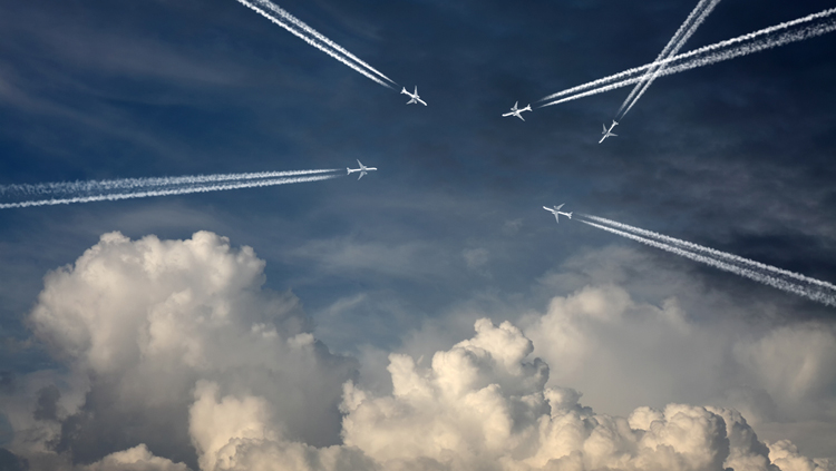 Pilotenvakbonden roepen op om drones veilig te integreren in het Europese luchtruim Pilotenvakbonden roepen op om drones veilig te integreren in het Europese luchtruim