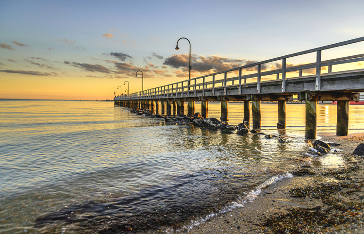 Australiër bijna verdronken bij poging om drone op te duiken Australiër bijna verdronken bij poging om drone op te duiken