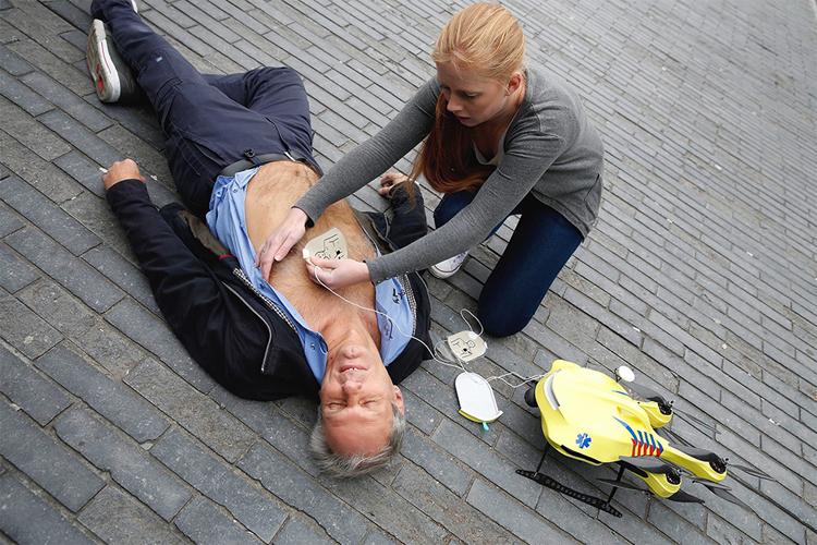 Hart van Oss wil AED-drones inzetten Hart van Oss wil AED-drones inzetten