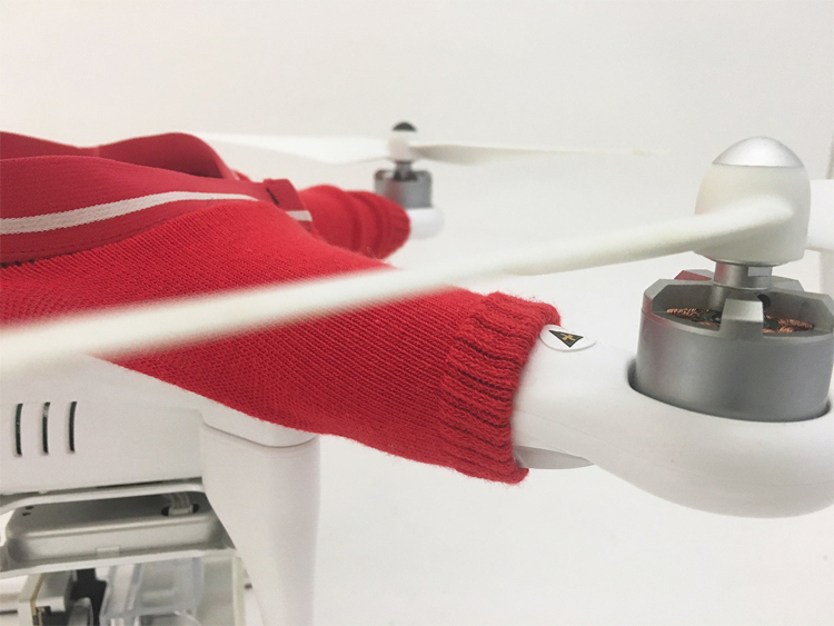 Drone trui houdt je drone warm in de winter Drone trui houdt je drone warm in de winter