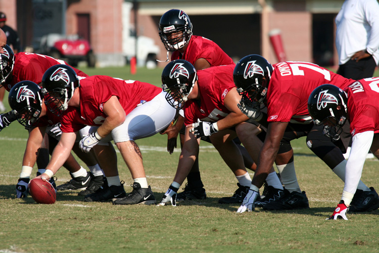 Drone gespot boven Super Bowl training Drone gespot boven Super Bowl training