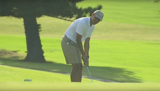 barack-obama-speelt-golf-hawai-vakantie-honolulu-quadcopter-drone-dji-phantom-3-2015 barack-obama-speelt-golf-hawai-vakantie-honolulu-quadcopter-drone-dji-phantom-3-2015