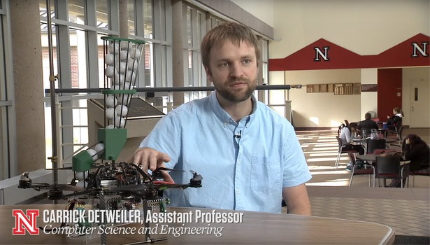 carrick-detweiler-universiteit-drones-bosbrand-615x3e50 carrick-detweiler-universiteit-drones-bosbrand-615x3e50