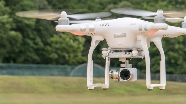 dji-phantom-drone-advanced-politiehelikopter-amerika-zoektocht-gestolen-voertuig-faa-2015 dji-phantom-drone-advanced-politiehelikopter-amerika-zoektocht-gestolen-voertuig-faa-2015