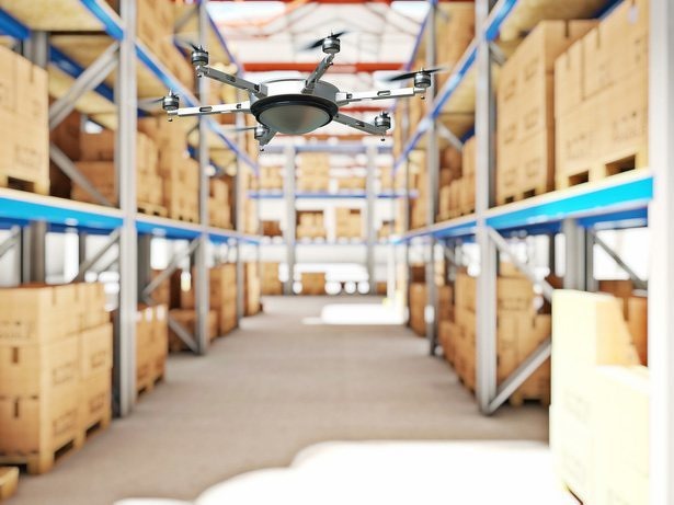 drones-bol-com-consument-kijkje-fulfilment-center-sinterklaas-drukte-2015 drones-bol-com-consument-kijkje-fulfilment-center-sinterklaas-drukte-2015