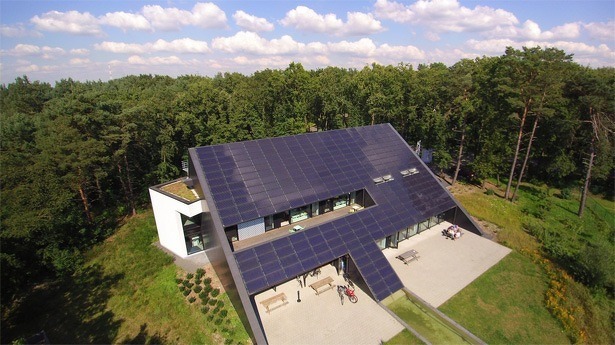 dronestagram-foto-wedstrijd-05-energy-active-office-building-genk-belgium-drone-partner dronestagram-foto-wedstrijd-05-energy-active-office-building-genk-belgium-drone-partner