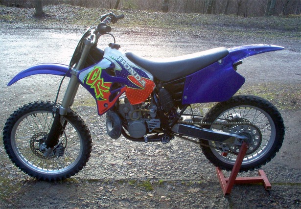 gestolen_crossmotor_teruggevonden_met_drone gestolen_crossmotor_teruggevonden_met_drone