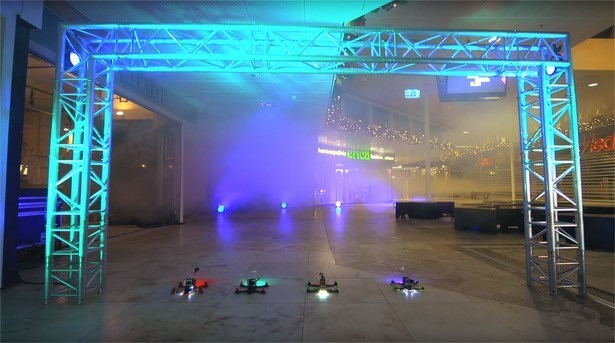 nederlands-kampioenschap-nk-podracing-fpv-drones-hoog-catharijne-utrecht-start-media-markt-13-12-2015 nederlands-kampioenschap-nk-podracing-fpv-drones-hoog-catharijne-utrecht-start-media-markt-13-12-2015