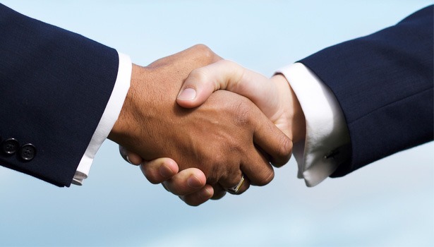 samenwerking-axa-dekra samenwerking-axa-dekra